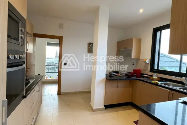 Duplex for Rent, 250 sq m, Palmeraie Bouskoura
