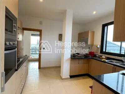 Duplex a Louer de 250 m a Palmeraie Bouskoura