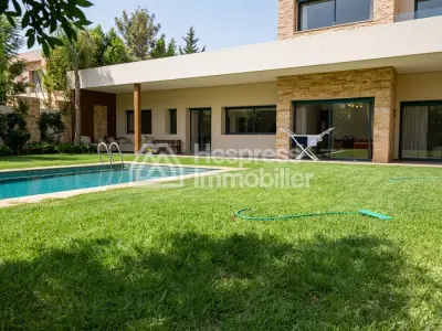 Location Rez de jardin vide ou meublée Palmeraie