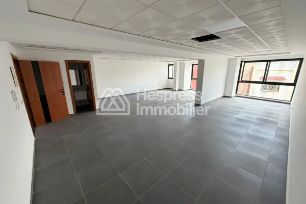 Office for sale – Dar Tounsi, Tangier