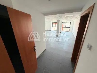 Bureau à vendre – Dar Tounsi, Tanger