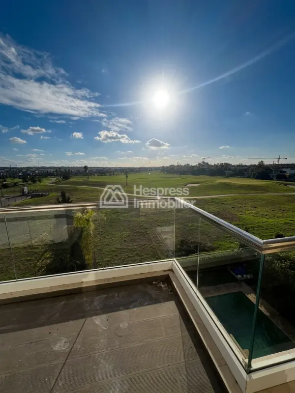 Bel Appartement en location Front golf