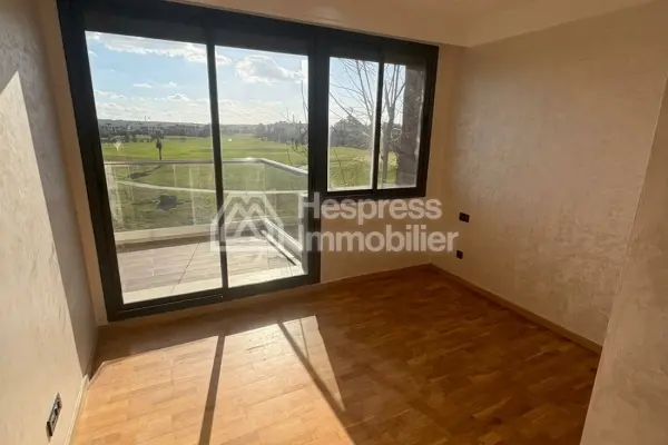 Bel Appartement en location Front golf