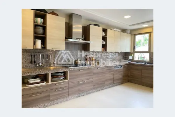 Apartment for sale in Serena Park, 252m2