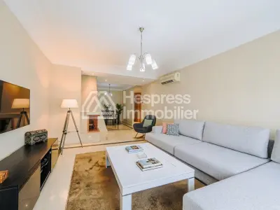 Apartment rental, Place les Iris