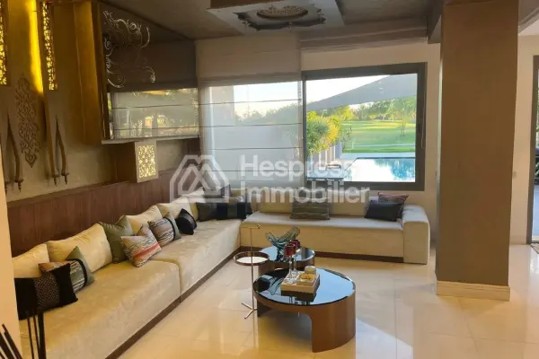 Villa en vente prestigia front golf