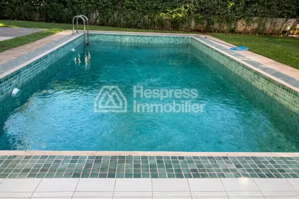Villa luxueuse 600m² Meublé au Golf du Palmeraie