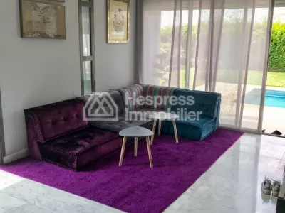 Villa Angle Grand jardin meublée Prestigia