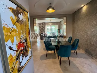 A LOUER Belle Villa meublée 350 m2 Prestigia