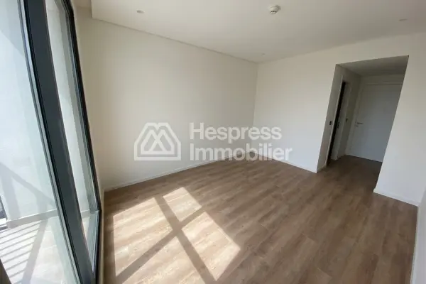 شقة جديدة رائعة للإيجار بتصميم CGI