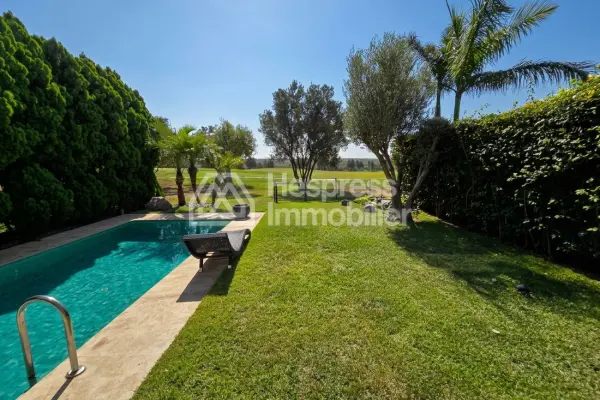 Villa en vente front golf forêt palmeraie