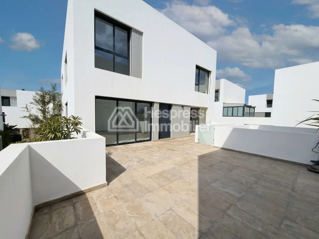For rent Duplex cgi