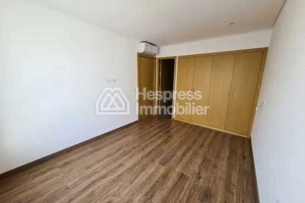 For rent Duplex cgi