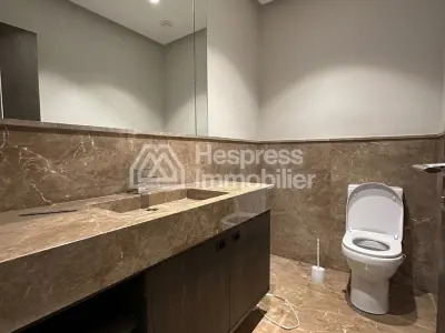 Apartment rental on the edge of the park