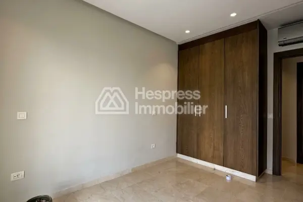 Apartment rental on the edge of the park