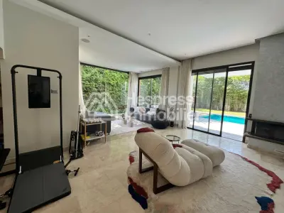 Modern villa for sale