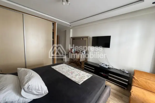 Family apartment for sale