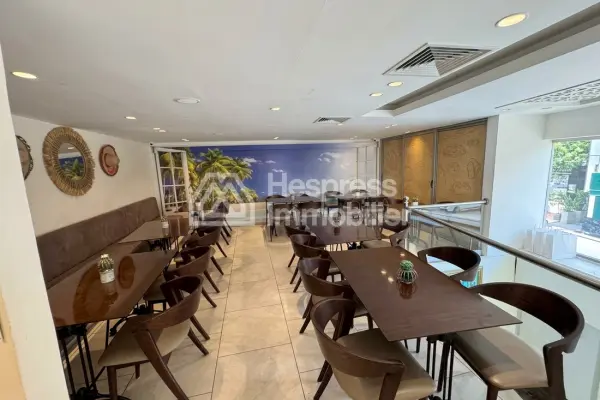 Pastry shop/café for rent