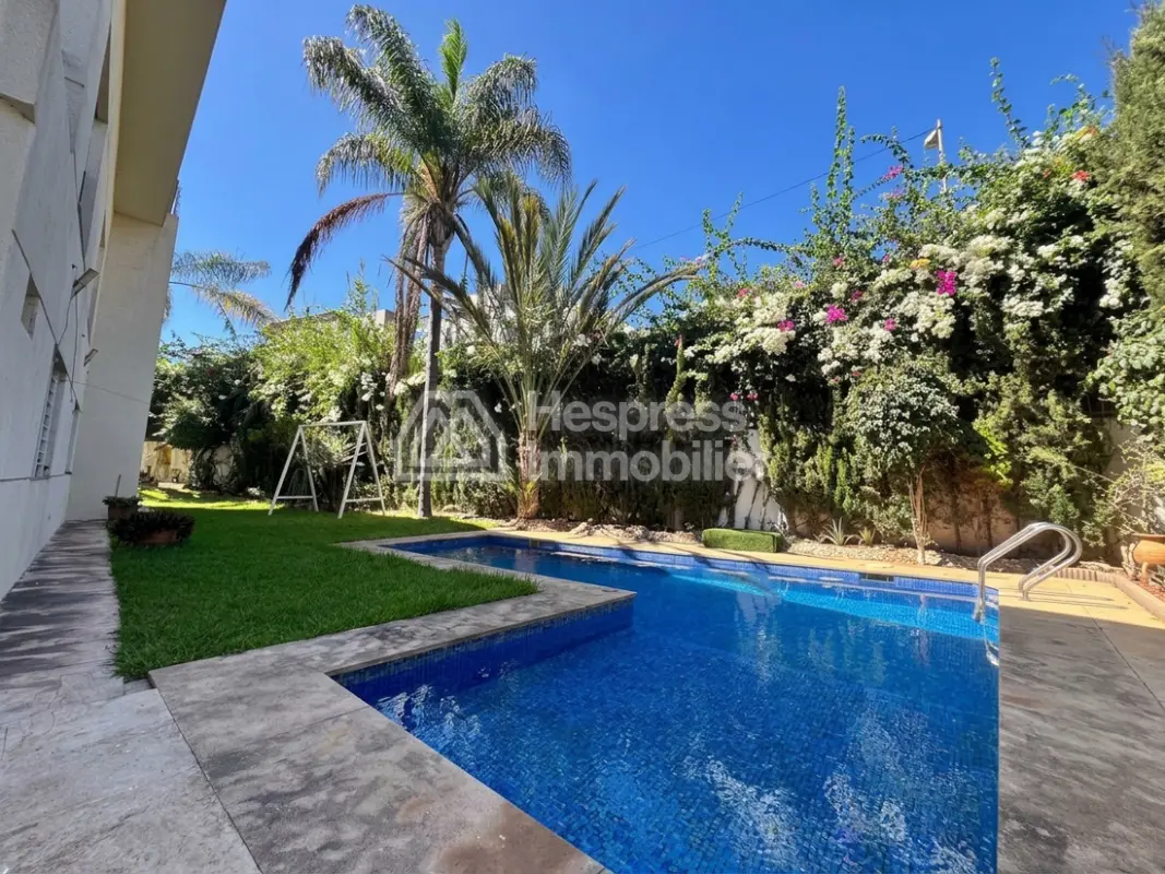 Large villa for sale