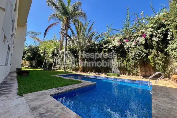 Large villa for sale