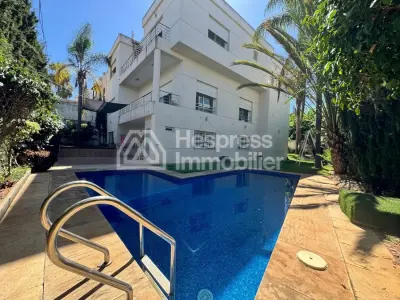 Large villa for sale