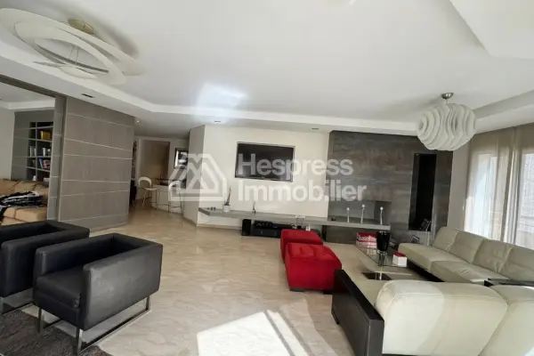 Bright apartment for sale