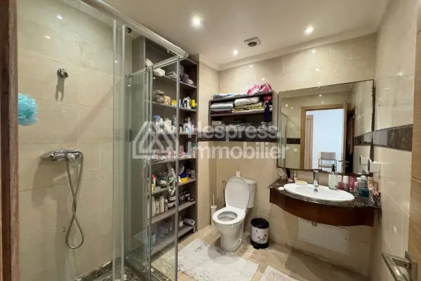 Bright apartment for sale