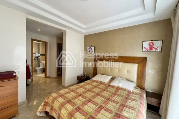 Bright apartment for sale