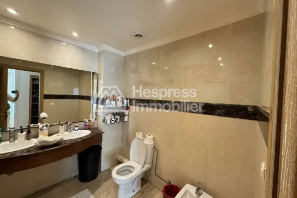 Bright apartment for sale