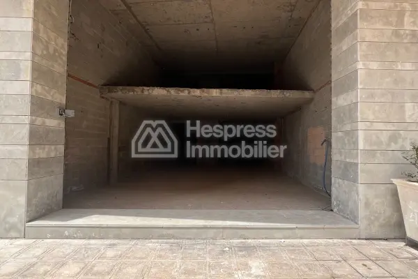 🏢 Large Commercial Space for Rent – ​​Strategic Location 💼