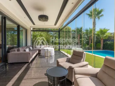 Beautiful detached villa for sale Ville verte