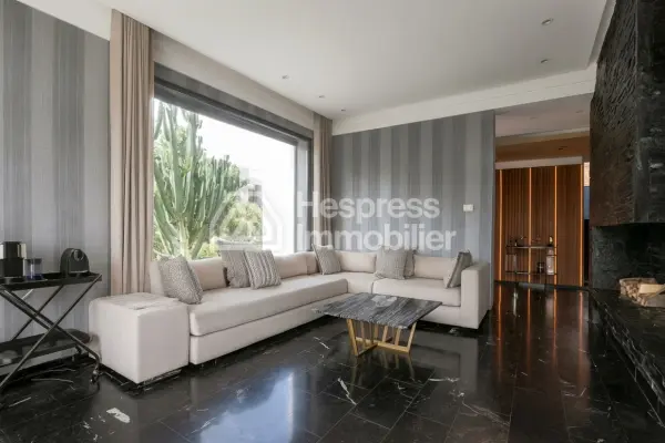 Beautiful detached villa for sale Ville verte