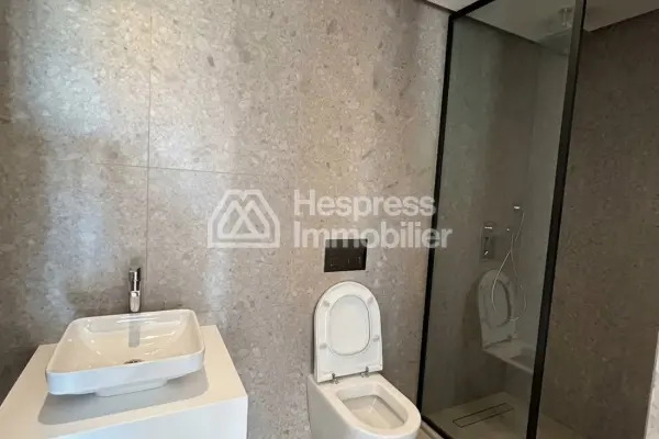Beautiful studio apartment for sale CFC