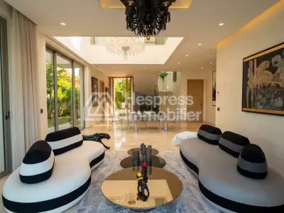 Villa d’exception à vendre – Première ligne Golf Bouznika