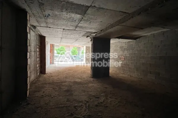 🏢 Large Commercial Space for Rent – ​​Strategic Location 💼