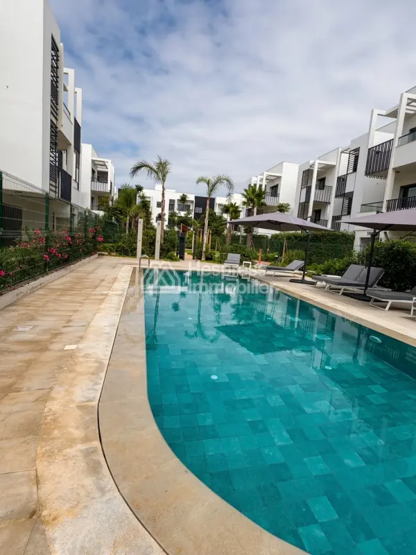 Appartement au rez-de-chaussée à louer à Ain Diab