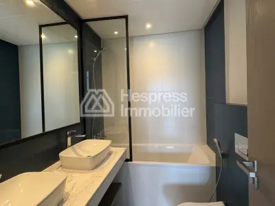 Appartement au rez-de-chaussée à louer à Ain Diab