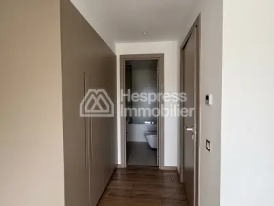 Appartement au rez-de-chaussée à louer à Ain Diab