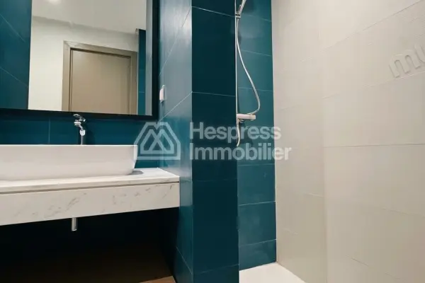 Ground floor apartment for rent in Ain Diab