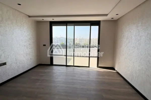 Studio with terrace for rent in Burgundy