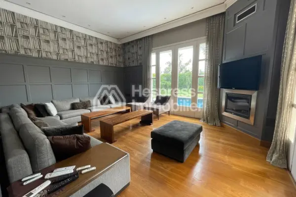 Luxury villa rental in California
