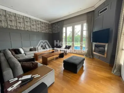 Luxury villa rental in California