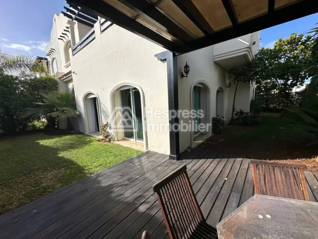 Luxury villa for rent in Aïn Diab . Area 450 m². Furnished