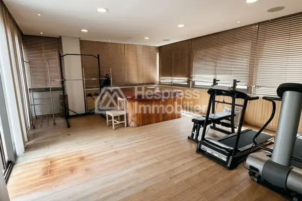 Luxurious villa for sale in Oasis . Area 668 m². Furnished.
