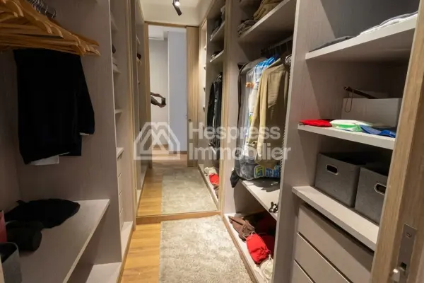 Rent this apartment at Racine . 3 comfortable bedrooms. Well furnished.