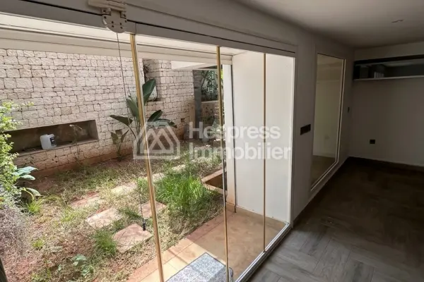 Luxury villa for rent in El Manar El Hank. 4 rooms. Furnished.