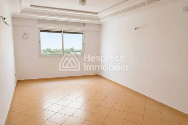 Unfurnished apartment for rent in Branes