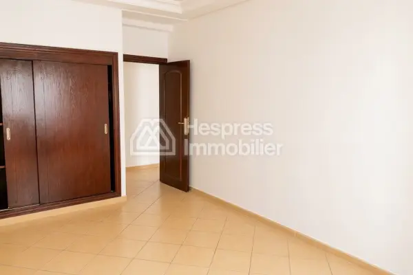 Appartement Vide à Louer Branes