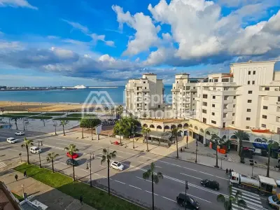 Bel Appartement en Location à la Corniche