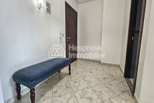 Bel Appartement en Location à la Corniche